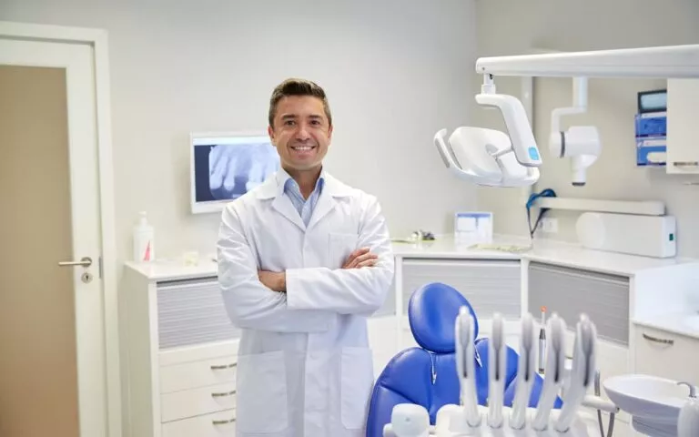 Régimes d’Assurance Dentaire pour les Aînés: Un Guide Complet